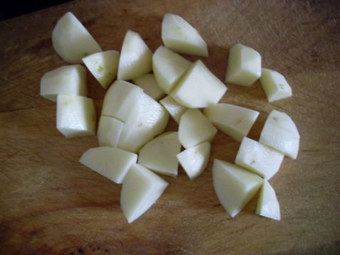 牛肉炖土豆柿子汤的简单做法