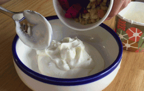 怎样做酸奶,自制酸奶怎么做都需要那些原料？