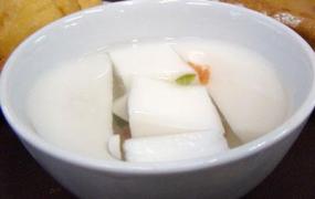 怎么做杏仁豆腐好吃？北京小吃杏仁豆腐的做法