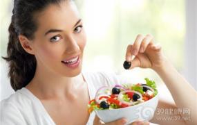 女人如何健康饮食  生育期要注意补充叶酸
