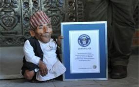 世界上最矮的人是谁 钱德拉,来自尼泊尔（身高仅0.546米）