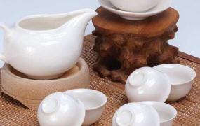 白瓷茶具的优劣 白瓷茶具怎么辨别质量