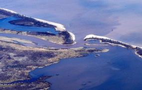 世界上最大的咸水湖，里海(比德国还大/世界上最大的湖泊)
