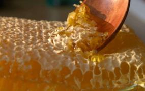 蜂蜜发酵了还能吃吗