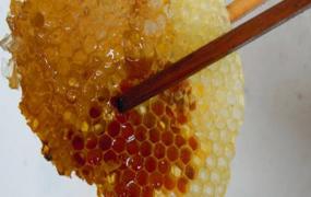 天然蜂蜜含有雌激素吗