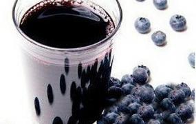 蓝莓汁的功效与作用 喝蓝莓汁的好处