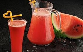 西瓜汁的功效与作用 吃西瓜汁的好处