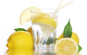 早上喝柠檬水好吗 柠檬水什么时候喝最好