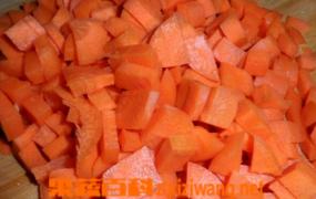 如何用胡萝卜做咸菜 做胡萝卜咸菜的方法步骤