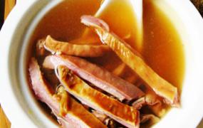 何香猪肚汤怎么做 何首乌猪肚汤做法技巧