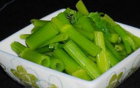 芹菜的腌制方法 腌芹菜怎么做好吃