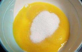 白糖蒸蛋黄有什么功效