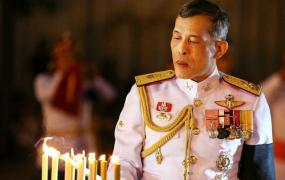 诗琳通公主未婚原因,68岁泰王身边美女不断，同样60多岁的3个泰国公主，为何单身