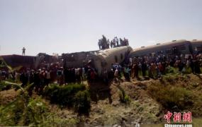 埃及两火车相撞,埃及两列火车相撞，造成至少36人死亡，阿联酋领导人表示哀悼