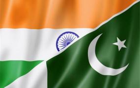 巴基斯坦和印度和好啦,求中巴给条“活路”？在中印边境撤军后，印度和巴基斯坦握手言和