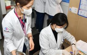 疫苗接种血栓,韩国20余岁男子接种新冠疫苗后出现血栓 系第二例