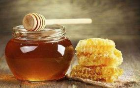 蜂蜜什么时候喝最好,蜂蜜哪个时间喝对身体最好？