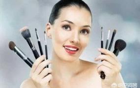 化妆必备的化妆品,化妆最基本的需要买哪些化妆品？