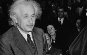 爱因斯坦最伟大的发明,爱因斯坦最伟大的发明是什么？