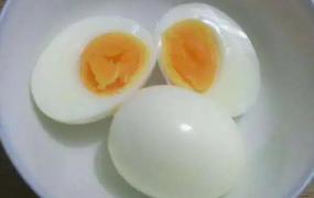 一天两个鸡蛋合适吗,正常人一天吃几个鸡蛋合适？