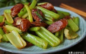 云南火腿的家常菜吃法,腊肉火腿肠搭配什么炒好吃？