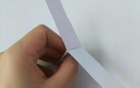 竹蜻蜓的制作方法,如何用纸做可以飞上天的竹蜻蜓？
