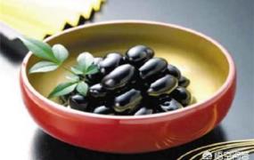 陈醋泡黑豆的正确做法,黑豆花生泡醋的做法是什么？