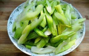 芹菜炒土豆丝,芹菜为什么感觉这么难吃？