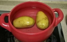 家庭自制土豆泥,土豆可以做糕点吗？怎么做？