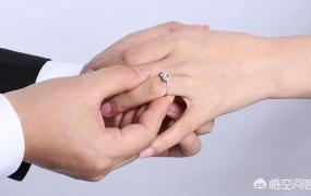 订婚戒指带哪个手指,结婚戒指戴哪个手指合适呢？