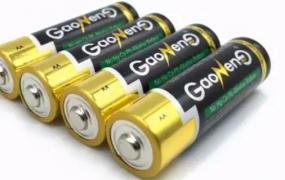 干电池的负极是什么金属制成的