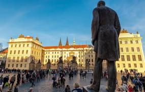 南斯拉夫为什么会解体,捷克和斯洛伐克为什么分开？
