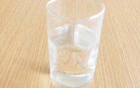 一纸杯水大约有多少毫升几杯水大约是一升(一纸杯水大约有多少毫升多少斤)