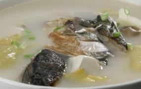 酸菜鱼头豆腐汤的做法(酸菜鱼头豆腐汤怎么做好吃)