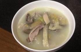 猪肚酸菜汤的做法