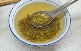 绿豆汤要熬多长时间