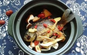鲫鱼汤的做法和营养价值