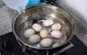 煮鸡蛋怎么做