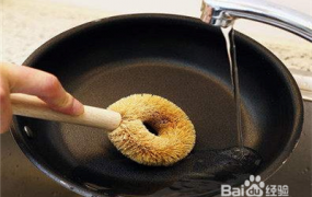 铁锅简单开锅的正确方法