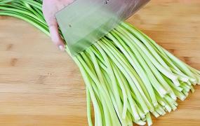 蒜苔的简单腌制方法